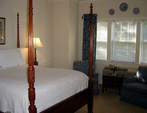 Carriage House Inn Aiken Exteriör bild